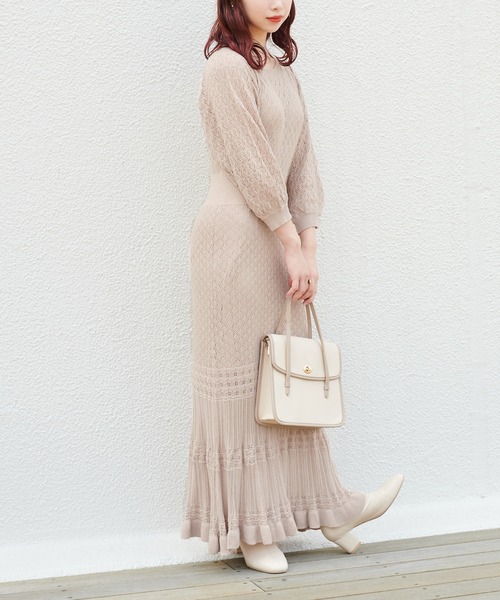 one after another NICE CLAUP（ワンアフターアナザーナイスクラップ）の「ニットロングワンピース（ワンピース・レディース・グレー/ブラウン/ベージュ/オレンジ・FREE）」の3枚目の写真