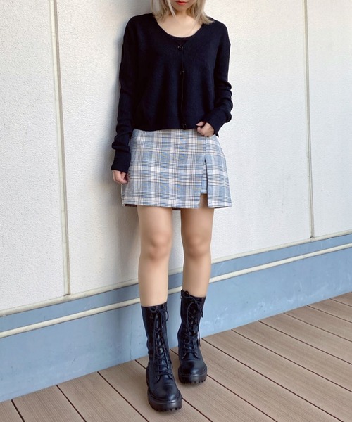 DING（ディング）の「DING/前ボタンショート丈ニットカーディガン（カーディガン/ボレロ・レディース・ブルー/ベージュ/ブラック・FREE）」の17枚目の写真