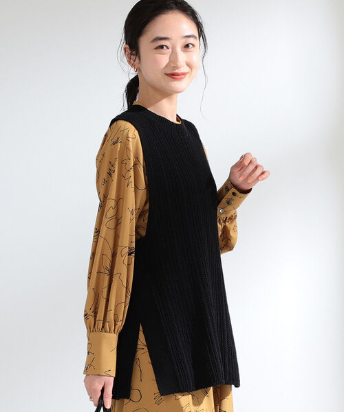 Ray BEAMS（レイビームス）の「Ray BEAMS / ストライプ 柄編 ロングベスト（ベスト・レディース・オフホワイト/ブラック・ONE SIZE）」の2枚目の写真