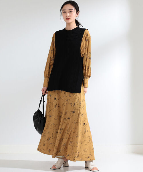 Ray BEAMS（レイビームス）の「Ray BEAMS / ストライプ 柄編 ロングベスト（ベスト・レディース・オフホワイト/ブラック・ONE SIZE）」の8枚目の写真