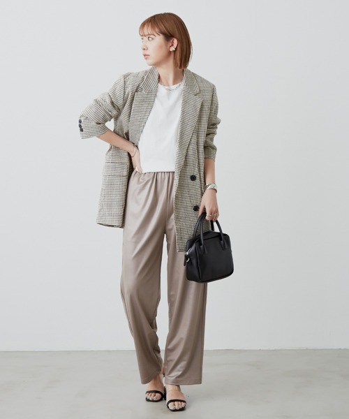 Aunt Marie's(アントマリーズ)の「レザーライクリラックスイージーパンツ(その他パンツ・レディース・ブラック/ベージュ・FREE/SMALL)」の10枚目の写真