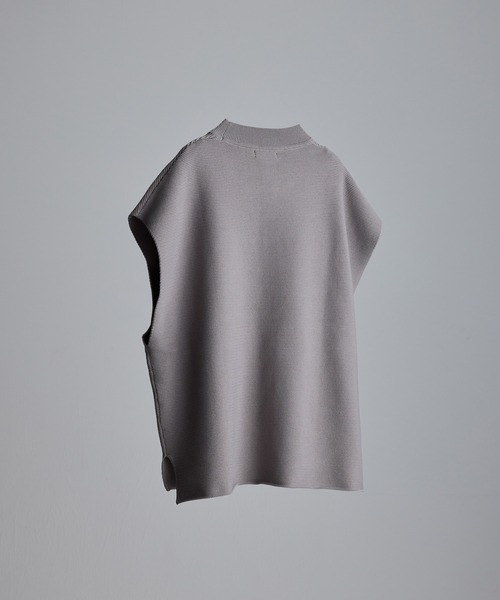 WYM LIDNM(ウィム バイ リドム)の「MINIMAL LOOSE KNIT VEST(ニット/セーター・メンズ・ベージュ/ブラウン/ブルー系その他・S/M/L)」の7枚目の写真