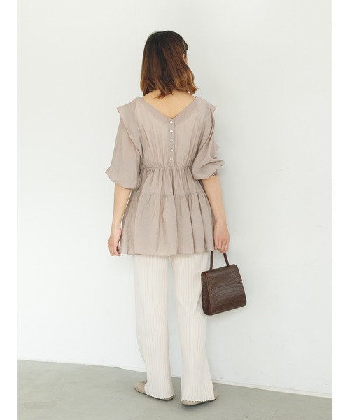 SLURR(スラ―)の「ティアード2wayフリルチュニックブラウス(シャツ/ブラウス・レディース・オフホワイト/ミント/グレイッシュベージュ・FREE)」の19枚目の写真