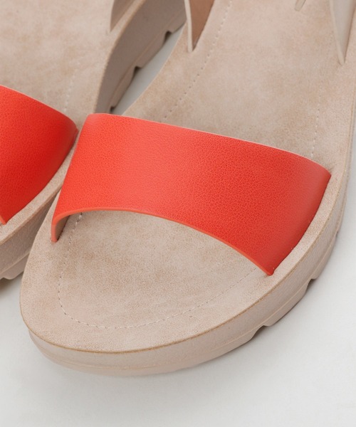 niko and...（ニコアンド）の「オリジナル厚底ネックサンダル（サンダル・レディース・ブラック/イエロー/オレンジ・SMALL/MEDIUM/LARGE）」の16枚目の写真