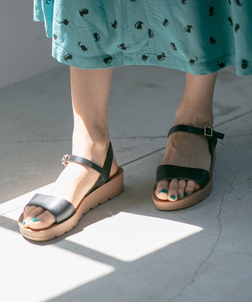 niko and...（ニコアンド）の「オリジナル厚底ネックサンダル（サンダル・レディース・ブラック/イエロー/オレンジ・SMALL/MEDIUM/LARGE）」の20枚目の写真