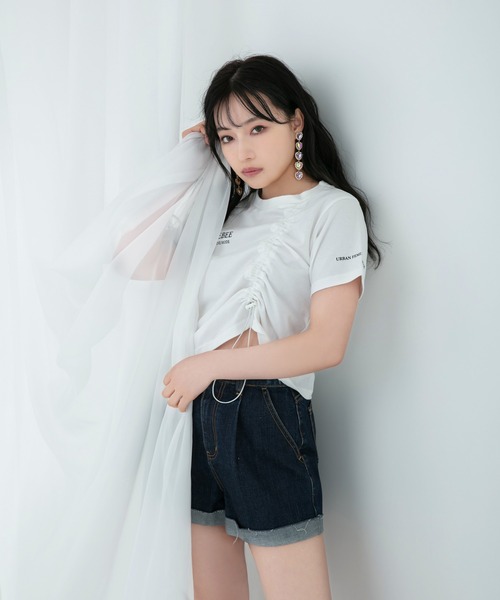 ANDGEEBEE(アンジービー)の「ドロストミニT(Tシャツ/カットソー・レディース・ホワイト/チャコールグレー・MEDIUM)」の2枚目の写真