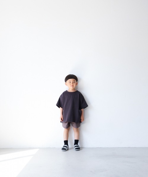 LOWRYS FARM（ローリーズファーム）の「ＵＳＡサイドポケットＴ　938883（Tシャツ/カットソー・キッズ・チャコールグレー/オレンジ/グリーン/アイボリー/パープル/グリーン系その他/ブルー/ネイビー/グレー/カーキ/ピンク・110cm/120cm/130cm/140cm/150cm/150cm(140-150cm)/140cm(130-140cm)/110cm(100-110cm)/120cm(110-120cm)/130cm(120-130cm)）」の15枚目の写真