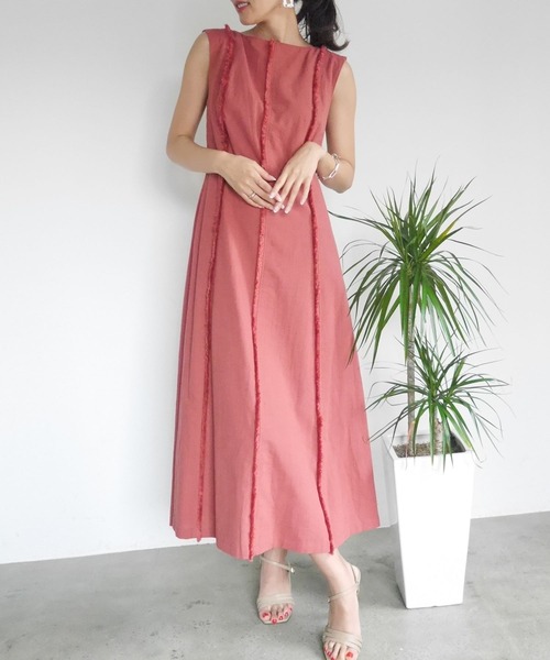 LADYMADE（レディメイド）の「BACKクロスフリンジワンピース（ワンピース・レディース・レッド/ライトグリーン/ライトベージュ・FREE）」の3枚目の写真