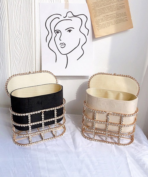 Jasmine Grandiflorum（ジャスミングランディフローラム）の「キラキラビジュー＆パールのスクエアハンドバッグ（ハンドバッグ・レディース・ブラック/ベージュ・FREE）」の12枚目の写真