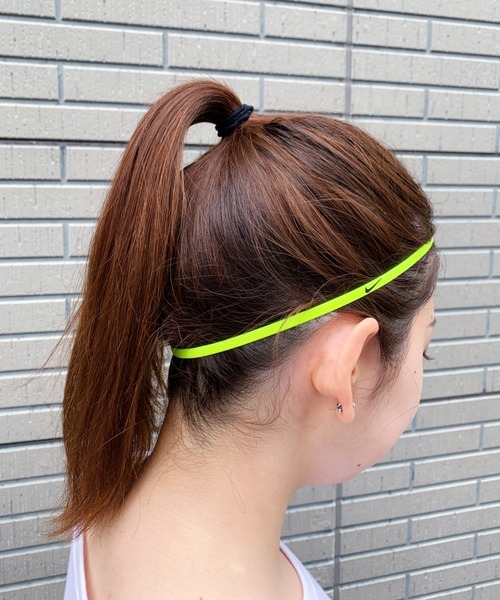 NIKE（ナイキ）の「NIKE(ナイキ)/8本セット スウッシュ スポーツ細ヘッドバンド 8パック（ヘアバンド・レディース・その他1/その他2/その他3/その他4・FREE）」の18枚目の写真