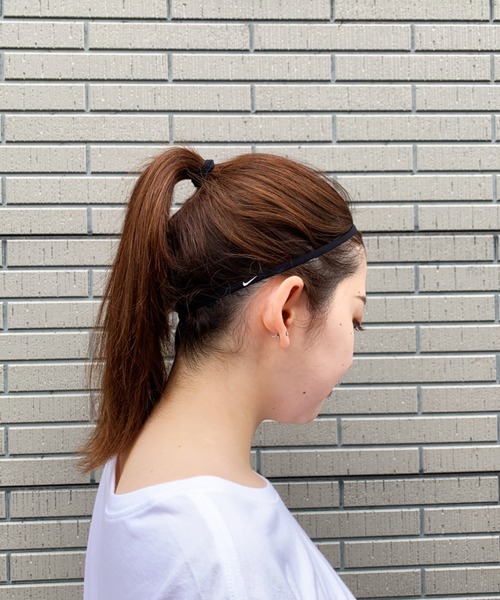 NIKE（ナイキ）の「NIKE(ナイキ)/8本セット スウッシュ スポーツ細ヘッドバンド 8パック（ヘアバンド・レディース・その他1/その他2/その他3/その他4・FREE）」の10枚目の写真