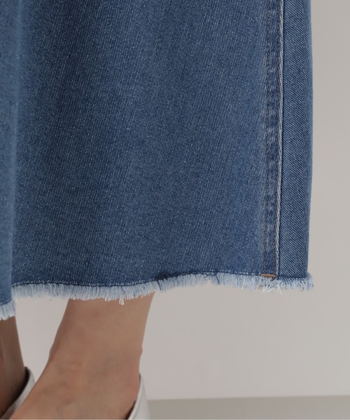 NATURAL BEAUTY BASIC（ナチュラルビューティーベーシック）の「デニムジャンスカ（ワンピース・レディース・ネイビー/オフホワイト・SMALL/MEDIUM）」の16枚目の写真