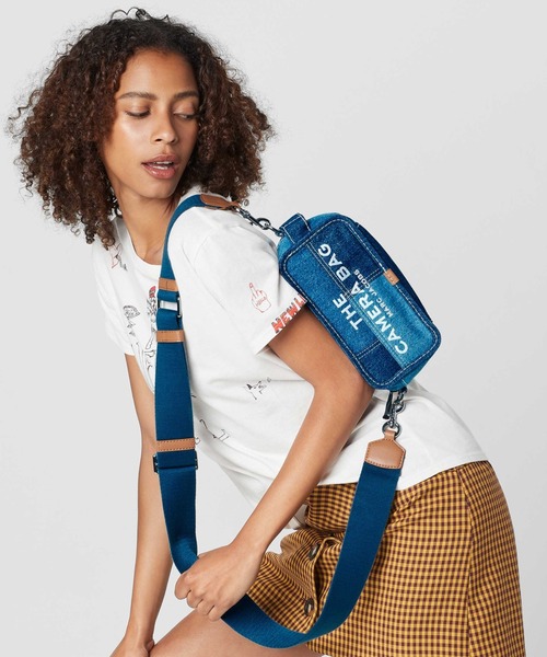 MARC JACOBS（マークジェイコブス）の「THE DENIM CAMERA BAG/ザ