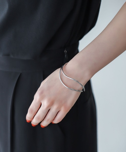 Edit Sheen（エディットシーン）の「ニュアンスラインバングル（ブレスレット・レディース・ゴールド/シルバー・FREE）」の5枚目の写真