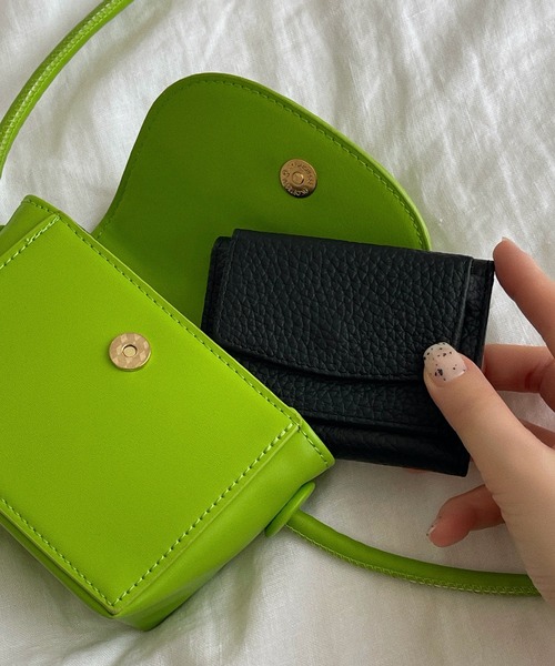 etade（エタード）の「ミニボックス 2wayバッグ etda10（ショルダーバッグ・レディース・ブラック/オフホワイト/オレンジ/グリーン/ライトベージュ・FREE）」の13枚目の写真