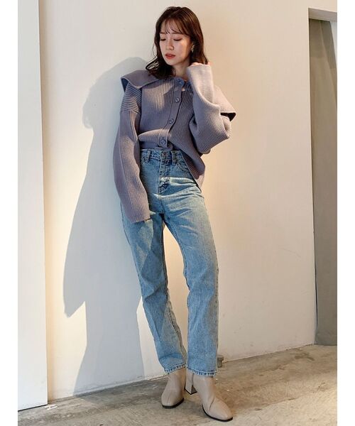 dazzlin(ダズリン)の「ビッグカラーボタンニットトップス(ニット/セーター・レディース・オフホワイト/ブルー/モカ・FREE)」の7枚目の写真