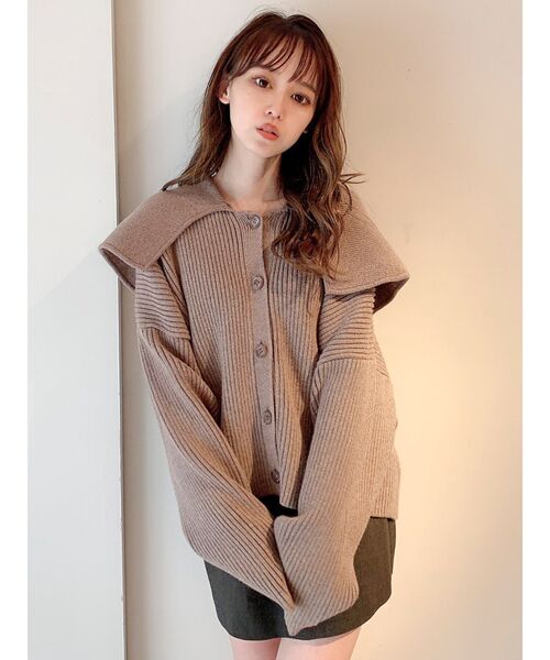 dazzlin(ダズリン)の「ビッグカラーボタンニットトップス(ニット/セーター・レディース・オフホワイト/ブルー/モカ・FREE)」の16枚目の写真