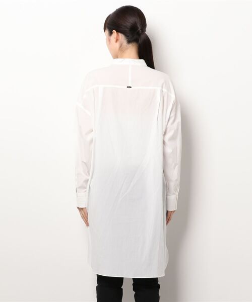 Jines（ジネス）の「バンドカラーラウンドスリットロングシャツ（シャツ/ブラウス・レディース・ブルー/オフホワイト/ベージュ・38）」の16枚目の写真