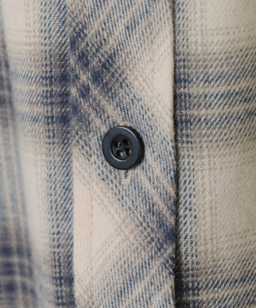 VENCEEXCHANGE（ヴァンスエクスチェンジ）の「バック刺繍チェックシャツ（シャツ/ブラウス・メンズ・ベージュ/ブルー・M/L）」の10枚目の写真