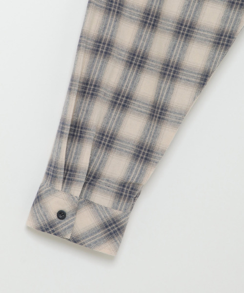 VENCEEXCHANGE（ヴァンスエクスチェンジ）の「バック刺繍チェックシャツ（シャツ/ブラウス・メンズ・ベージュ/ブルー・M/L）」の11枚目の写真