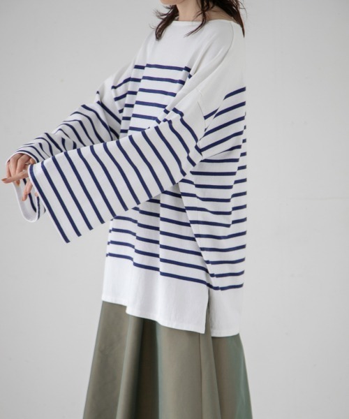 yuw(ユウ)の「BORDER PULLOVER LS 217779(Tシャツ/カットソー・レディース・ブラック系その他/ブルー/オレンジ・FREE)」の1枚目の写真