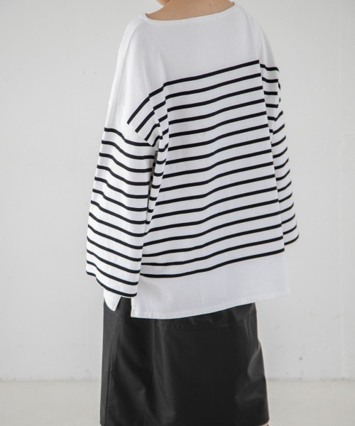 yuw(ユウ)の「BORDER PULLOVER LS 217779(Tシャツ/カットソー・レディース・ブラック系その他/ブルー/オレンジ・FREE)」の22枚目の写真