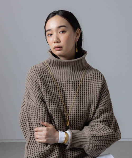 SOKO（ソコ）の「【SOKO/ソコ】SHUJAA THREADER ピアス（ピアス（両耳用）・レディース・ゴールド・フリー）」の8枚目の写真