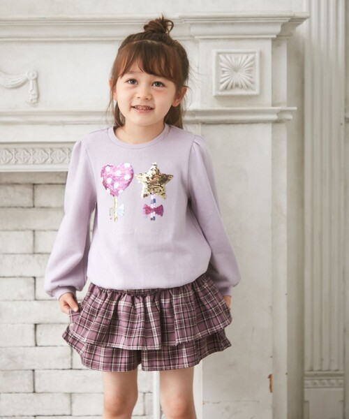 ANY(エニィ)の「スパンコール トレーナー(スウェット・キッズ・ライトグリーン系/ライラック系/ベージュ系・140/150)」の11枚目の写真