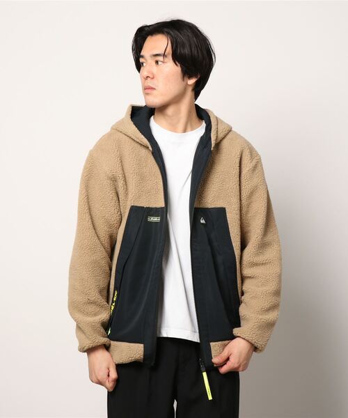 Quiksilver（クイックシルバー）の「クイックシルバー QUIKSILVER MW REVERSIBLE BOA HOODIE（その他アウター・メンズ・オフホワイト/ベージュ・LL/M/L）」の2枚目の写真