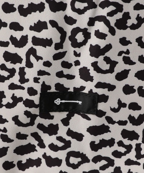 A part by（アパートバイ）の「ポータブルトートバッグ　257394（ショルダーバッグ・レディース・カーキ/ライトベージュ/ベージュ系その他/ブルー/ホワイト/ホワイト系その他2/グリーン系その他6/オフホワイト/ホワイト系その他3/キャメル/ベージュ/ライトブラウン/ライトブルー/ブラック/ナチュラル/ブラウン系その他・FREE）」の19枚目の写真