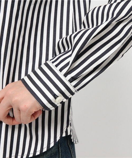 BEAMS BOY（ビームスボーイ）の「BEAMS BOY / バンドカラー 配色 ロングスリーブ（シャツ/ブラウス・レディース・ホワイト/ゴールド/ネイビー・ONE SIZE）」の4枚目の写真