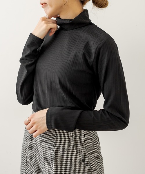 OLIVE des OLIVE（オリーブデオリーブ）の「インナーハイネック（Tシャツ/カットソー・レディース・ブラック/オフホワイト/アイボリー/スミクロ・FREE）」の4枚目の写真