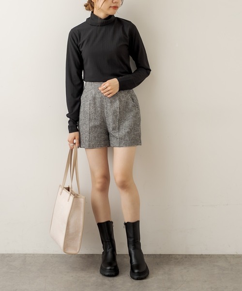 OLIVE des OLIVE（オリーブデオリーブ）の「インナーハイネック（Tシャツ/カットソー・レディース・ブラック/オフホワイト/アイボリー/スミクロ・FREE）」の18枚目の写真