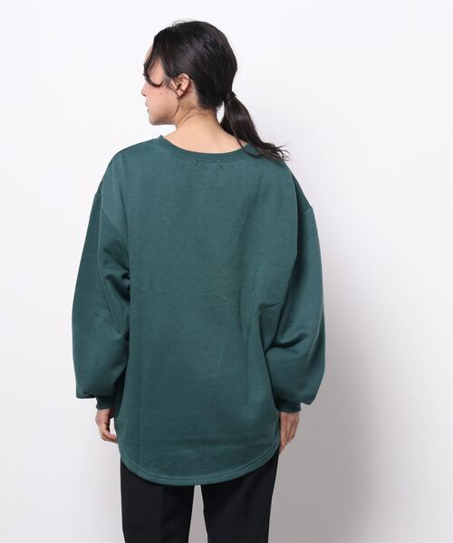 Samansa Mos2 blue(サマンサモスモスブルー)の「ビッグロゴスウェット(スウェット・レディース・グリーン/チャコール/ライトベージュ・フリ-)」の5枚目の写真