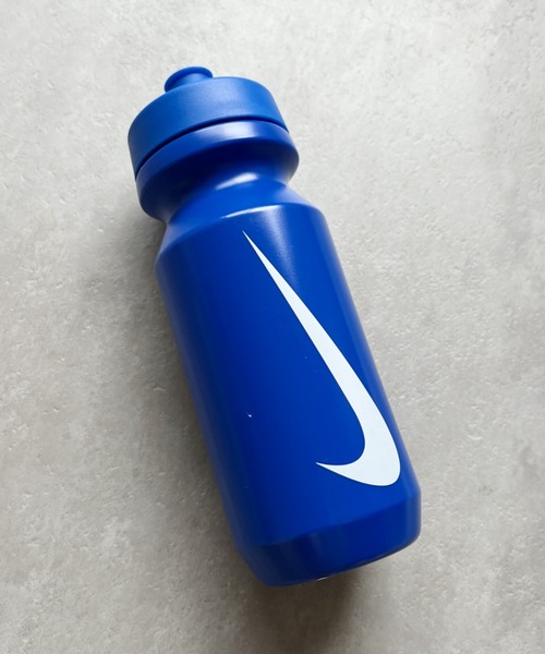 NIKE(ナイキ)の「NIKE(ナイキ)/ビッグ マウス 650ml スクイズボトル 2.0 22Ozウォーターボトル 水筒/BIG-MOUTH BOTTLE(水筒・レディース・パープル/ブルー/レッド/イエロー/ブラック/オリーブ/ブラック系その他/ピンク/ピンク系その他/ブラック系その他2・FREE)」の16枚目の写真
