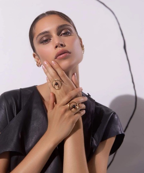 MAM（マム）の「「MAM/マム」サンダルウッドストーンラウンドリング（リング・レディース・シルバー/ゴールド・SMALL）」の6枚目の写真