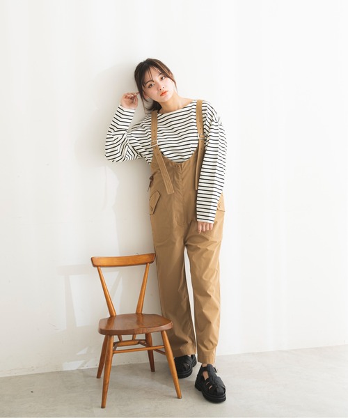 FREE'S MART(フリーズマート)の「◆コクーンサロペット(サロペット/オーバーオール・レディース・ベージュ/グリーン・SMALL/MEDIUM)」の4枚目の写真