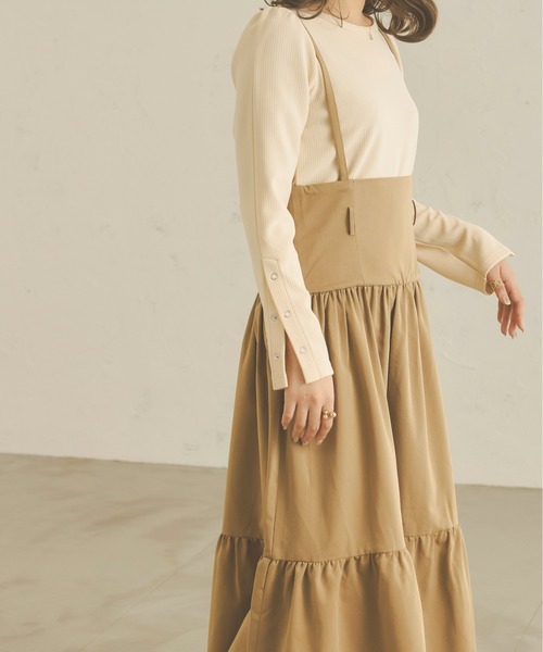 Ambre Neige（アンブルネージュ）の「袖スリットボタントップス／【WEB/EC限定商品】（Tシャツ/カットソー・レディース・ダークブラウン/ベージュ/アイボリー・FREE）」の14枚目の写真