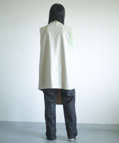 spoon store（スプーンストア）の「フェイクレザーベスト（ベスト・レディース・ブラック/グレー系その他・フリー）」の17枚目の写真