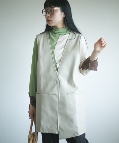 spoon store（スプーンストア）の「フェイクレザーベスト（ベスト・レディース・ブラック/グレー系その他・フリー）」の10枚目の写真