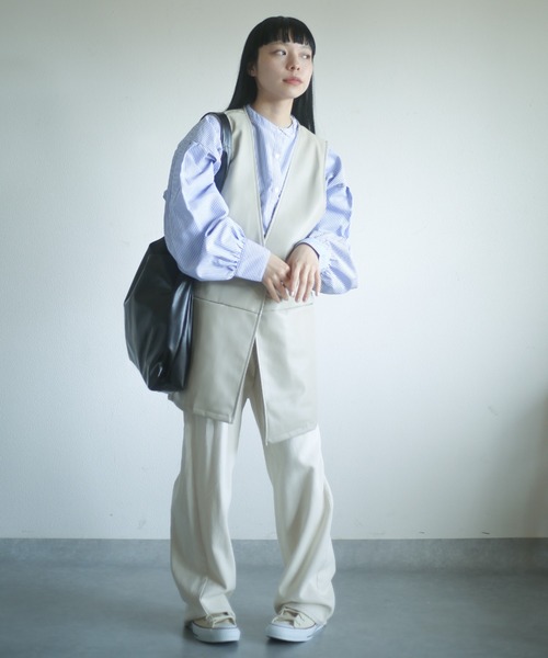 spoon store（スプーンストア）の「フェイクレザーベスト（ベスト・レディース・ブラック/グレー系その他・フリー）」の8枚目の写真