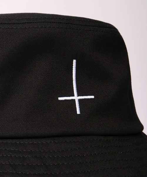 ByTheR（バイザアール）の「BYTHER 韓国ブランド クロス刺繍ハット（ハット・メンズ・ブラック・FREE）」の13枚目の写真