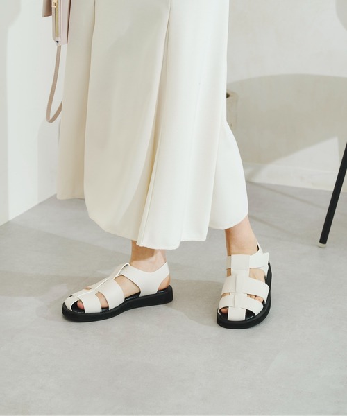 DouDou（ドゥドゥ）の「グルカサンダル（サンダル・レディース・ホワイト/ブラック・M/L）」の3枚目の写真