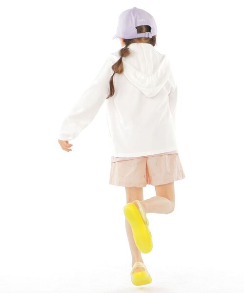 SHIPS（シップス）の「SHIPS KIDS:＜速乾加工・UVカット＞フード ジップ パーカー(100～130cm)（パーカー・キッズ・グレー/オフホワイト・100/120/130/110）」の6枚目の写真