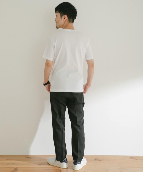 ITEMS URBANRESEARCH(アイテムズ アーバンリサーチ)の「ポンチ クルーネックポケットTシャツ(Tシャツ/カットソー・メンズ・オフホワイト/ブラック/ブラウン・LARGE/MEDIUM)」の8枚目の写真