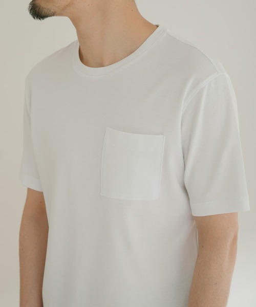 ITEMS URBANRESEARCH(アイテムズ アーバンリサーチ)の「ポンチ クルーネックポケットTシャツ(Tシャツ/カットソー・メンズ・オフホワイト/ブラック/ブラウン・LARGE/MEDIUM)」の14枚目の写真