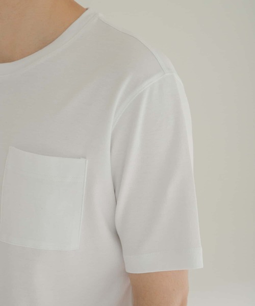 ITEMS URBANRESEARCH(アイテムズ アーバンリサーチ)の「ポンチ クルーネックポケットTシャツ(Tシャツ/カットソー・メンズ・オフホワイト/ブラック/ブラウン・LARGE/MEDIUM)」の15枚目の写真
