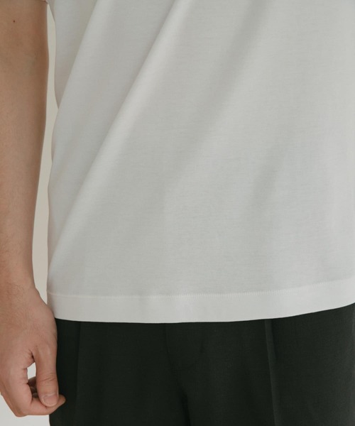 ITEMS URBANRESEARCH(アイテムズ アーバンリサーチ)の「ポンチ クルーネックポケットTシャツ(Tシャツ/カットソー・メンズ・オフホワイト/ブラック/ブラウン・LARGE/MEDIUM)」の16枚目の写真