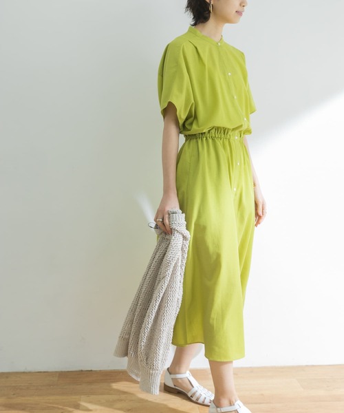 URBAN RESEARCH(アーバンリサーチ)の「『UR TECH Smart Linen Touch』リネンブレンドギャザーワンピース(ワンピース・レディース・ブルー系その他/グリーン系その他/チャコールグレー・36/38)」の6枚目の写真