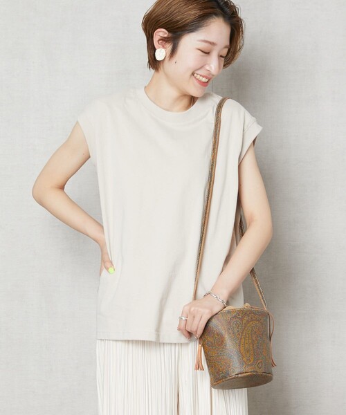 FREAK'S STORE(フリークスストア)の「【WEB限定】ノースリーブTシャツ(Tシャツ/カットソー・レディース・ブラック/オフホワイト/ナチュラル/マスタード/グレー/ベージュ/ブラウン/レッド/ブルー/ストライプ/ピンク・フリ-)」の6枚目の写真